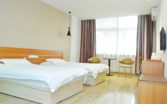 Линьи: Thank You Hotel Nanfang North Bus Station