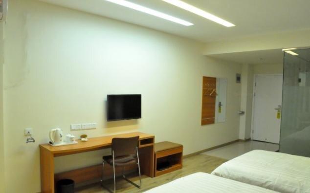 Линьи: Thank You Hotel Nanfang North Bus Station