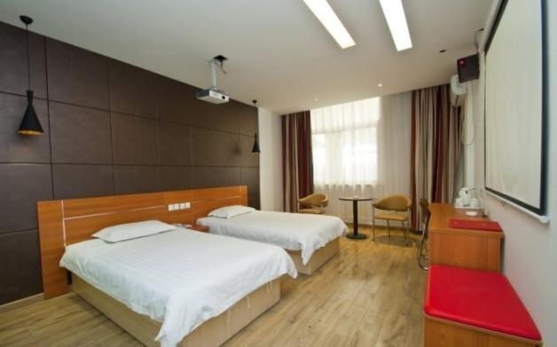 Линьи: Thank You Hotel Nanfang North Bus Station