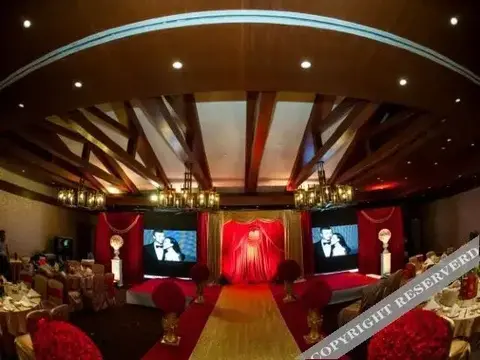 Далянь: Red Flag Valley Golf Hotel
