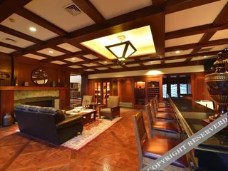 Далянь: Red Flag Valley Golf Hotel