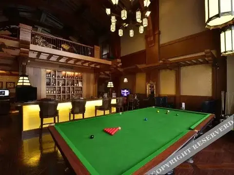 Далянь: Red Flag Valley Golf Hotel