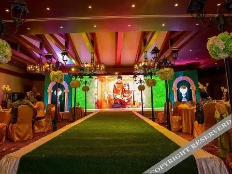Далянь: Red Flag Valley Golf Hotel