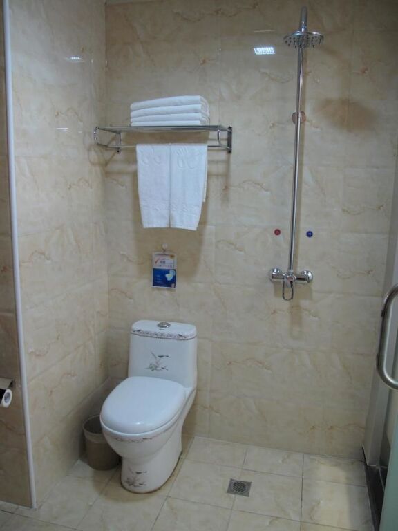 Харбин: Beibei Holiday Hotel Harbin Central Street Xinyang Road