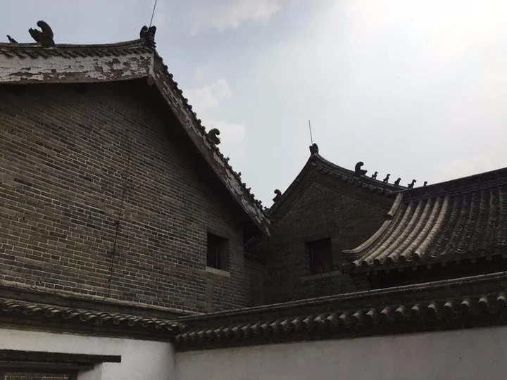 Цзинин: Qufu Shuncheng Inn