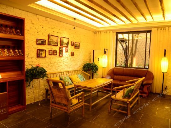 Гуйлинь: Guilin Recollection Inn