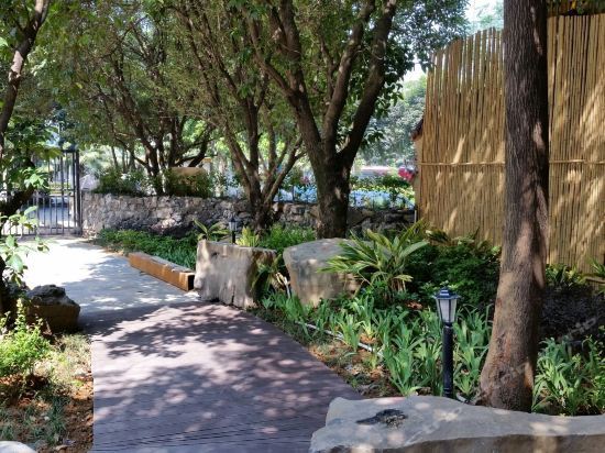 Гуйлинь: Guilin Recollection Inn