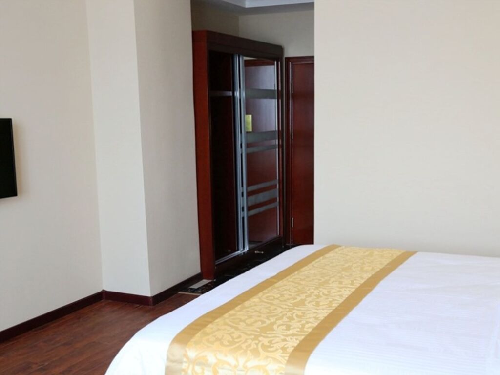 Лянфан: GreenTree Inn Langfang Bazhou City Shengfang Town International Furniture City Hotel