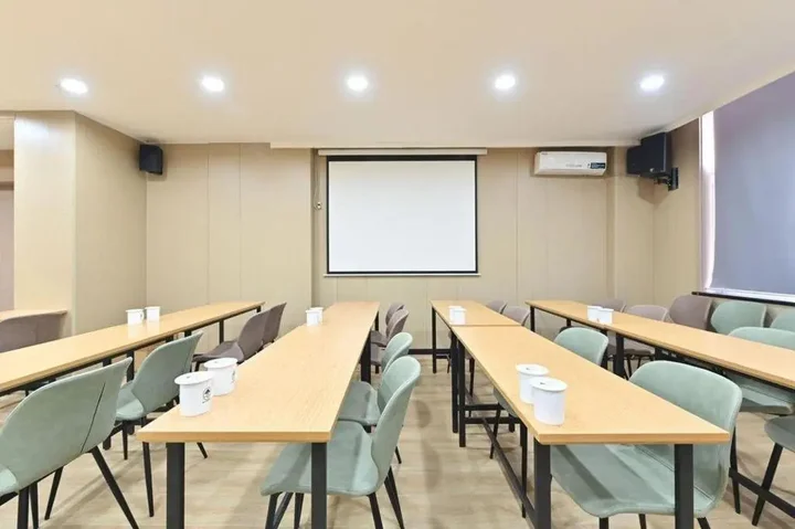 Лянфан: GreenTree Inn Langfang Bazhou City Shengfang Town International Furniture City Hotel