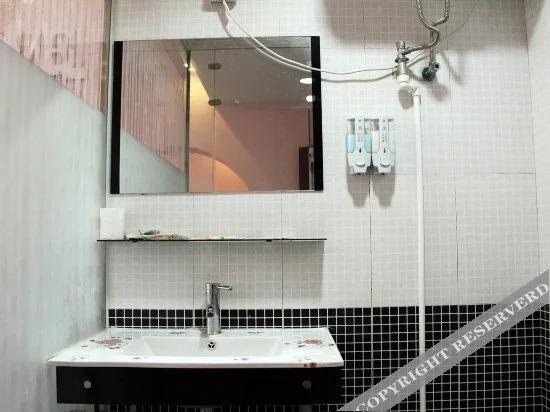 Лянфан: Xinji Express Inn