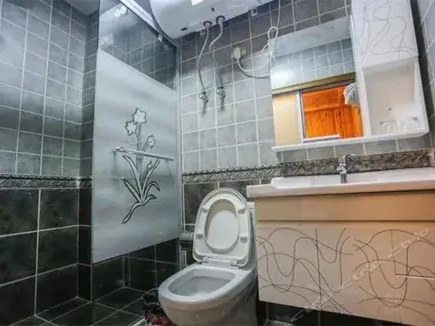 Цзясинь: Zhaoxiahong Inn Wuzhen
