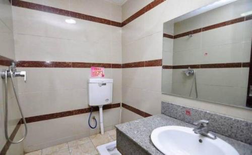 Цюйцзин: Jincheng Hotel