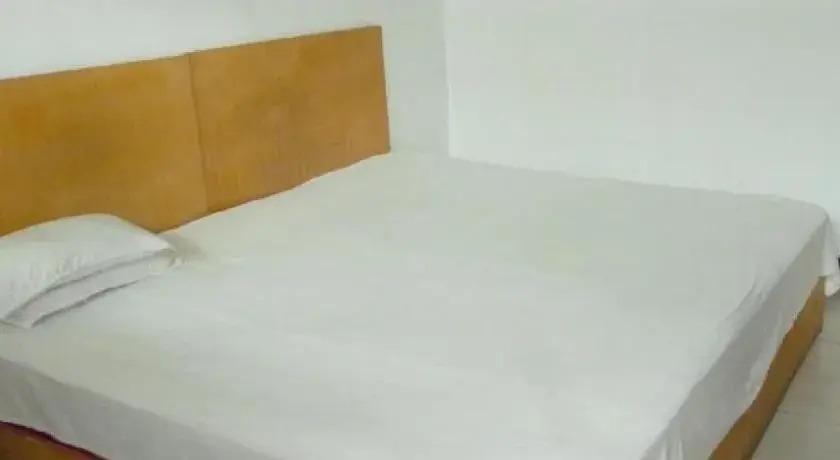 Цзинин: Qufu Kangtai Hotel