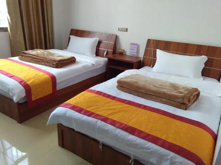 Цюйцзин: Shibahe Express Hotel