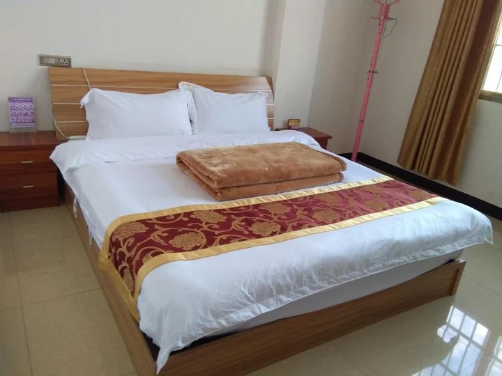 Цюйцзин: Shibahe Express Hotel