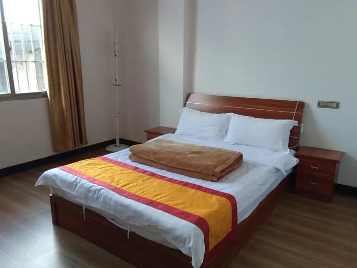 Цюйцзин: Shibahe Express Hotel