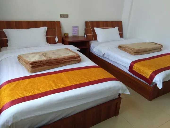 Цюйцзин: Shibahe Express Hotel