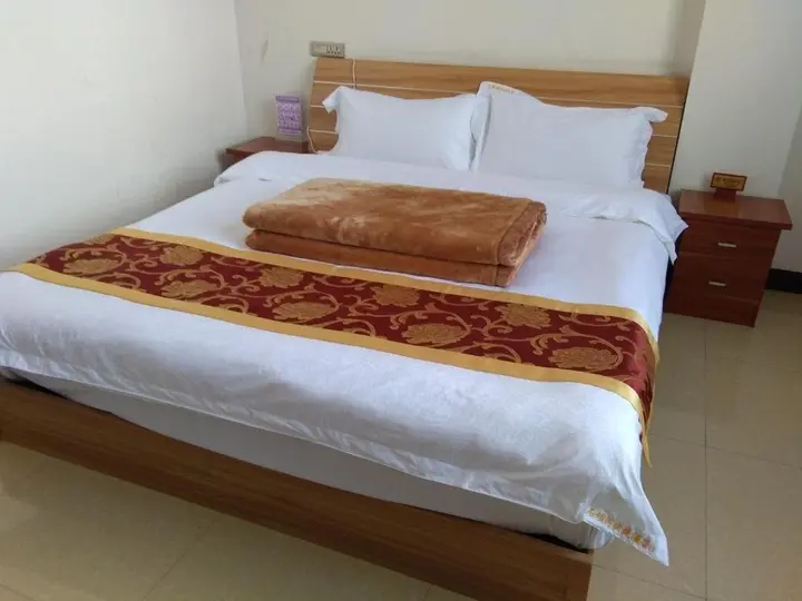 Цюйцзин: Shibahe Express Hotel