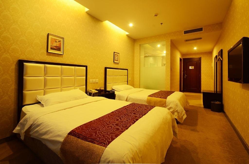 Дэян: Liansheng Hotel
