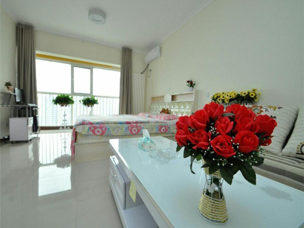 Линьи: Small Times Apartment
