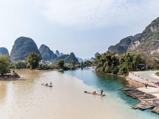 Яншо: Flower's Home OF YangShuo
