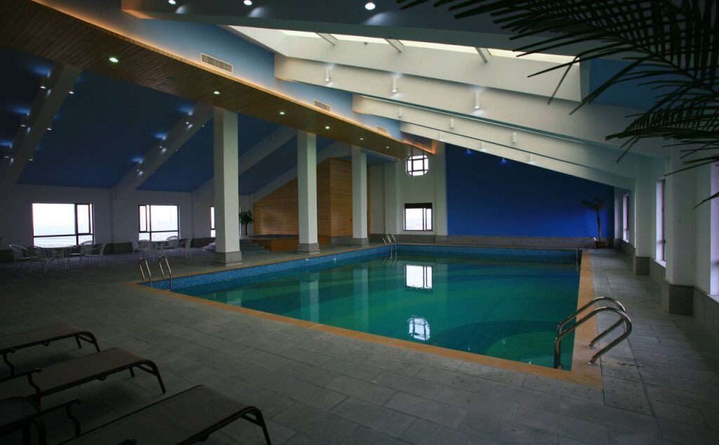 Цзясинь: Gold Riverside Hotel