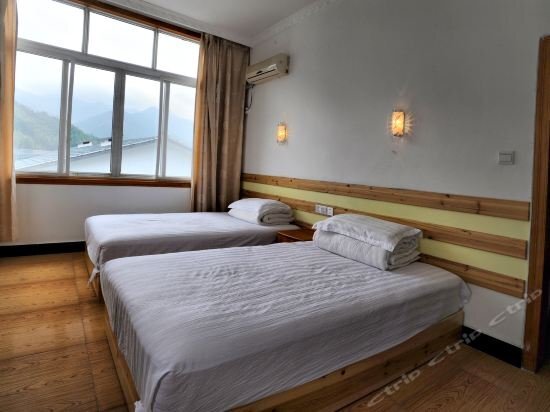 Хуаншань: Huangshan Guiyuanju Inn