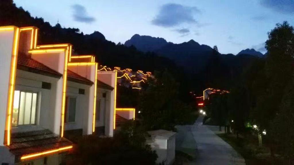Хуаншань: Huangshan Guiyuanju Inn