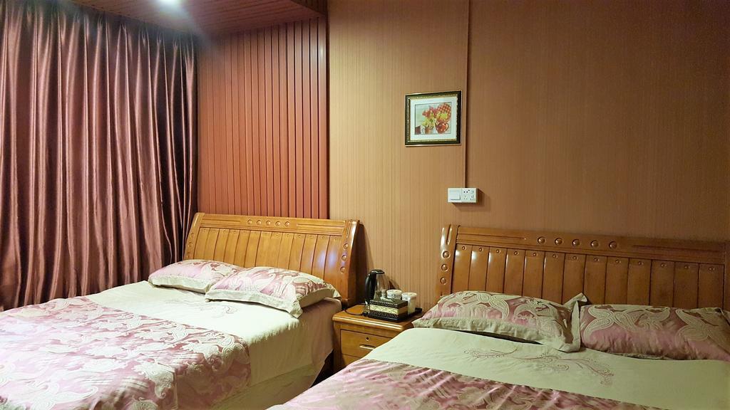 Шэньчжэнь: Shenzhen Xichong Honeysuckle Inn