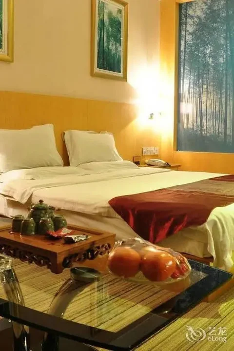 Циндао: Zhongjin Holiday Hotel Qingdao