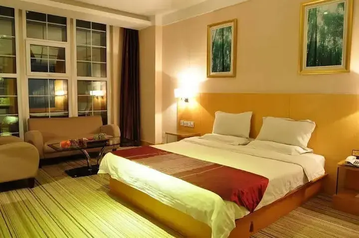 Циндао: Zhongjin Holiday Hotel Qingdao