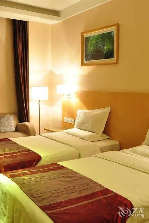 Циндао: Zhongjin Holiday Hotel Qingdao