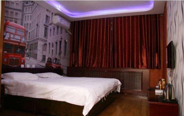 Хандань: Star Light Inn
