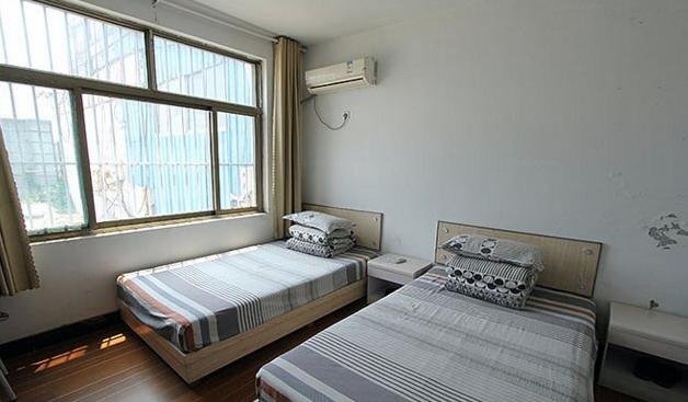 Цзинин: Jinbixuan Hotel