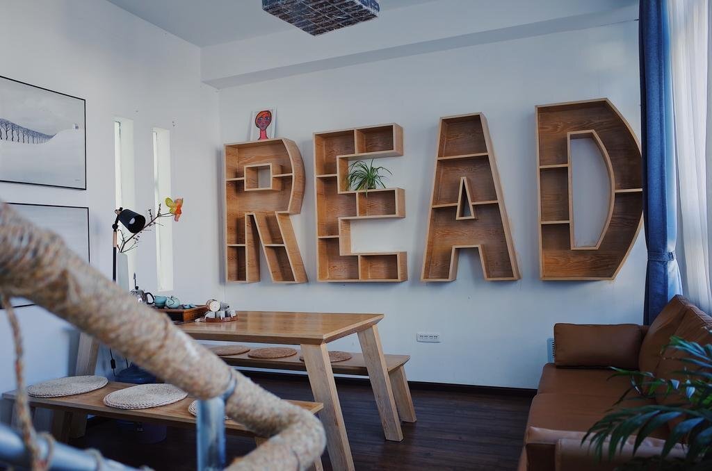 Дали: Dali Words Collection Hostel