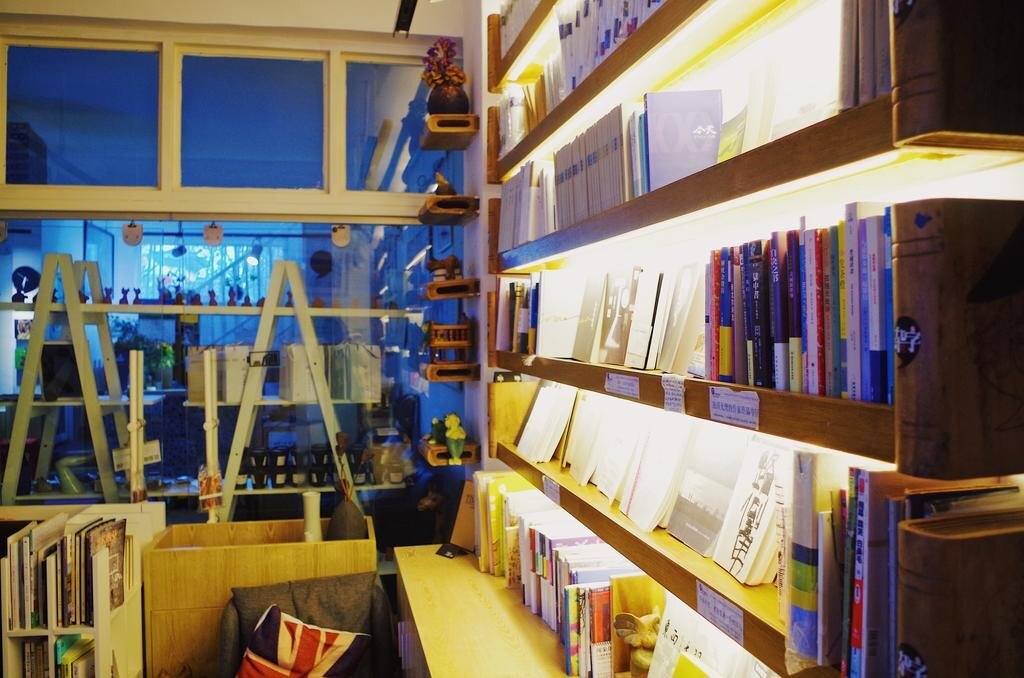 Дали: Dali Words Collection Hostel