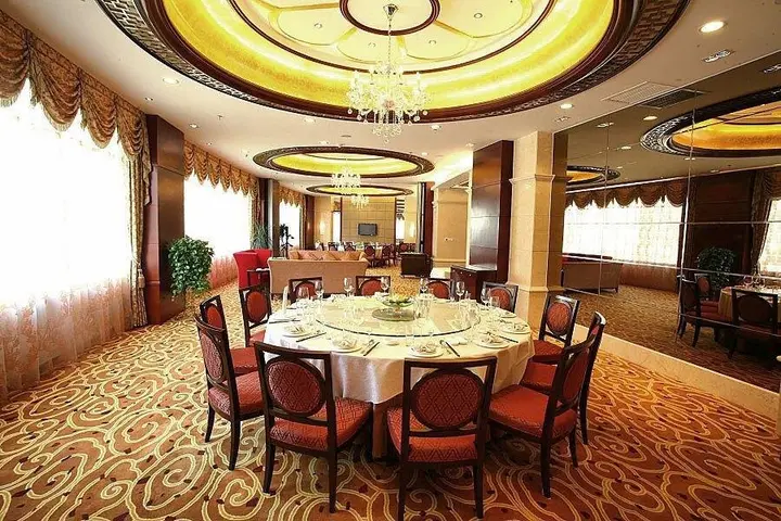 Джинченг: Meiyun Garden Grand Hotel