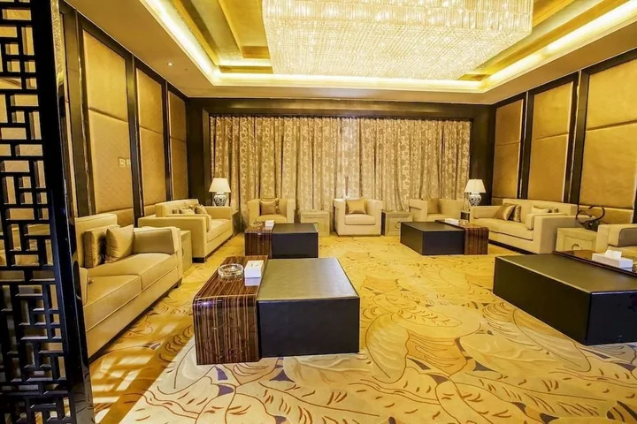 Цзиньчжун: Huangjingang Holiday Hotel