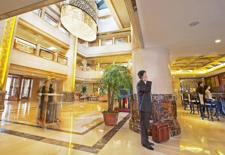 Цзиньчжун: Huangjingang Holiday Hotel