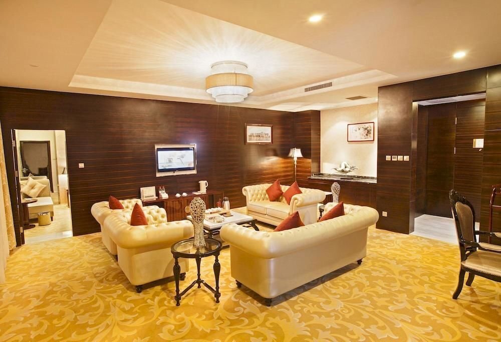 Цзиньчжун: Huangjingang Holiday Hotel