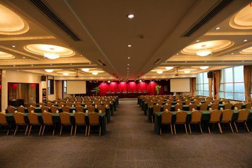 Шанграо: Yutai International Hotel