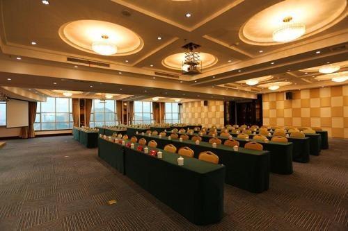 Шанграо: Yutai International Hotel