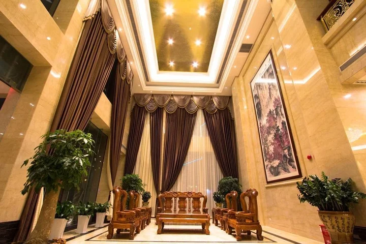 Шэньчжэнь: 深圳德林酒店