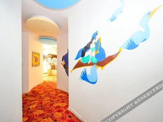 Суцянь: Weiluona Hotel
