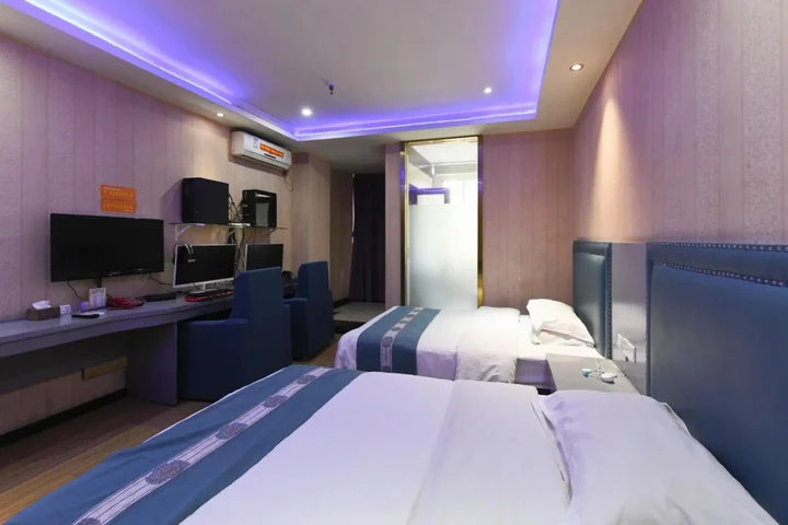 Ибинь: Xianyuan Business Inn
