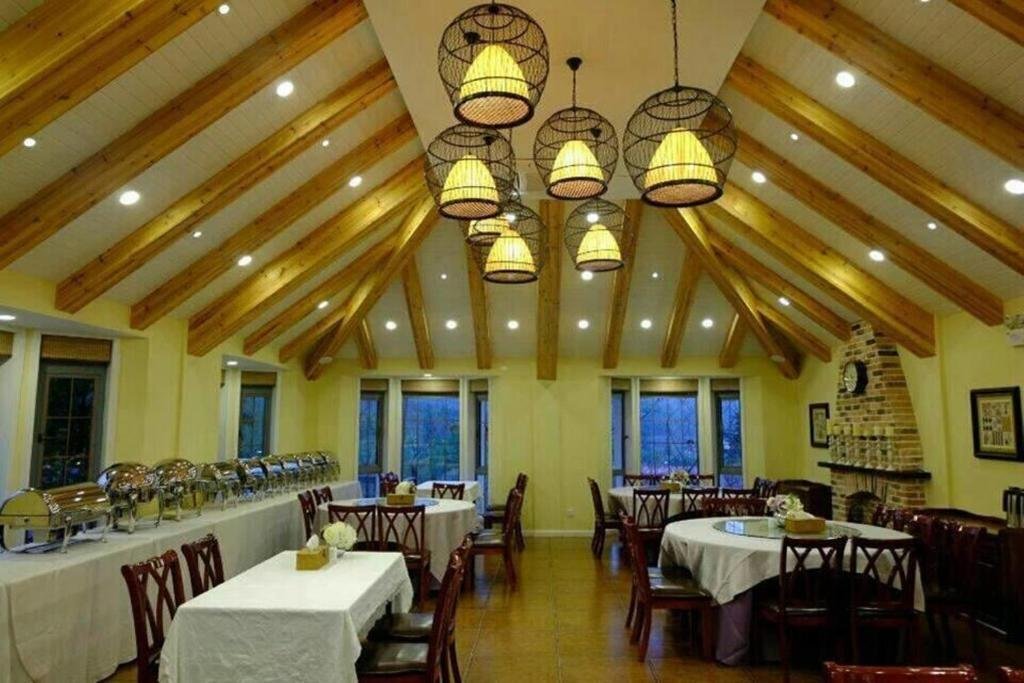 Хуаншань: East Huangshan Castel Hotel
