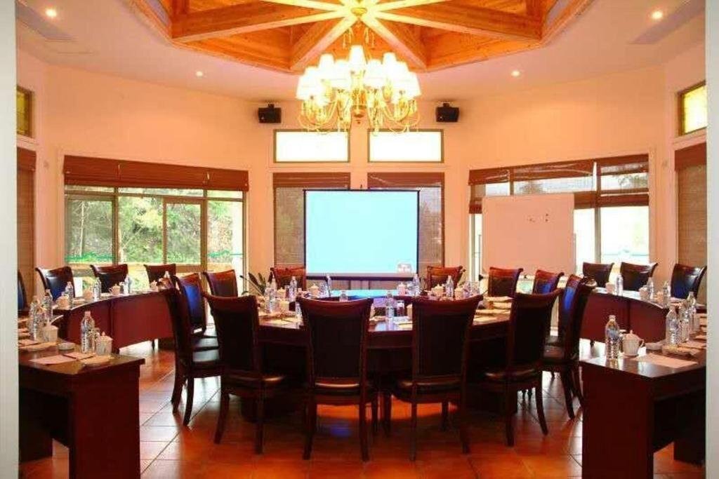 Хуаншань: East Huangshan Castel Hotel