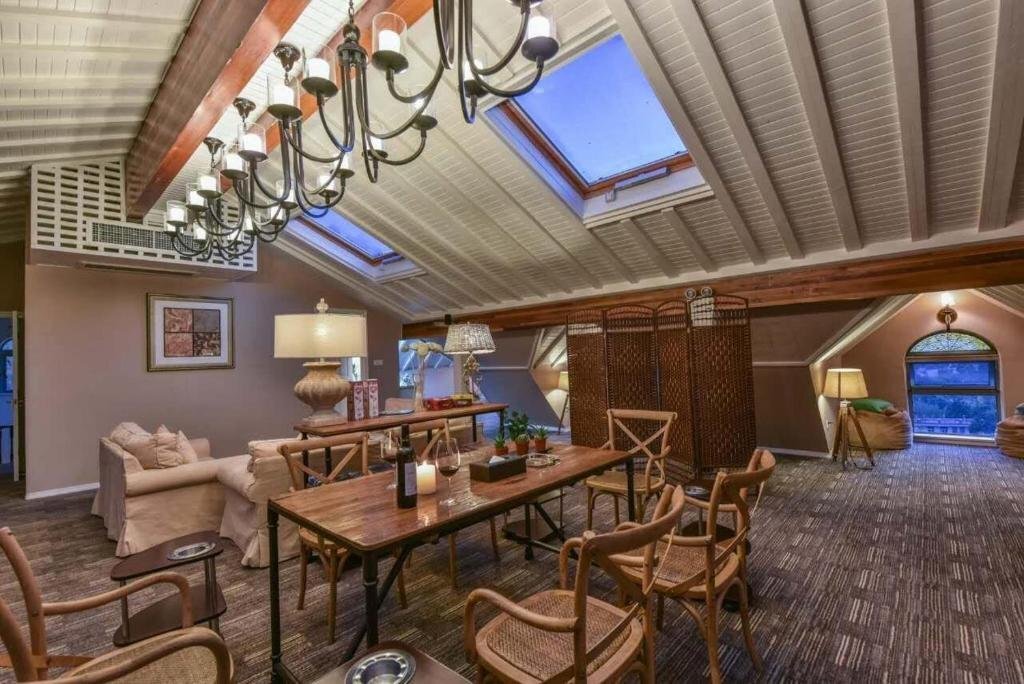 Хуаншань: East Huangshan Castel Hotel