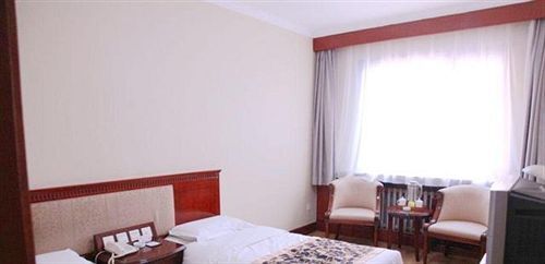 Харбин: Hong Kong Hotel - Harbin