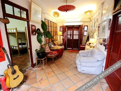Цюаньчжоу: Quanzhou West Street Hostel(泉州旧馆驿站青年客栈)